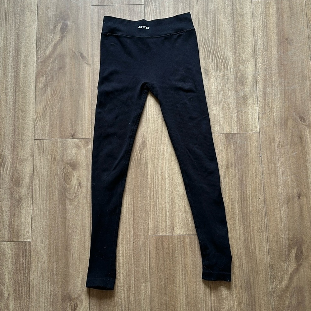 Bo+Tee Black Leggings, size Small
